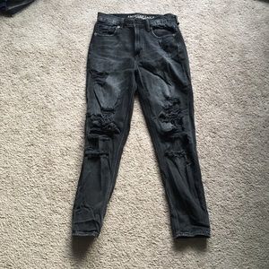 American Eagle ripped mom jeans